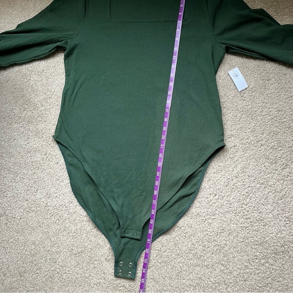 Old Navy Long-Sleeve Square-Neck Rib-Knit Bodysuit for Women - Picture 7 of 8